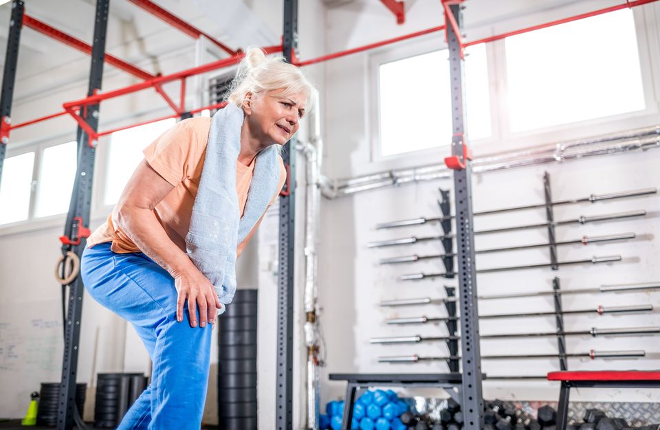 Hoe kan fysiotherapie en krachttraining helpen bij artrose?