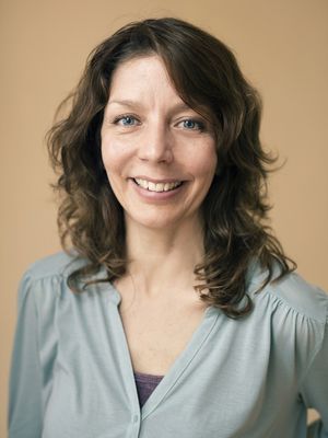 Esther Ayou