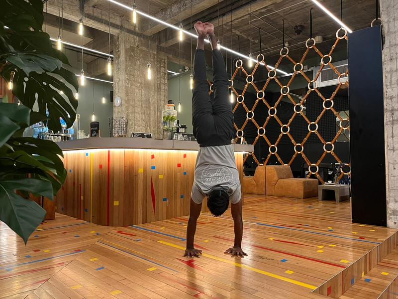 Handstand Clinic // Oost