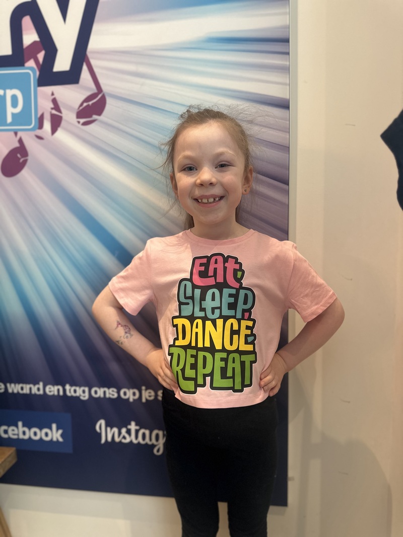 Eat, sleep, dance repeat shirt - zwart